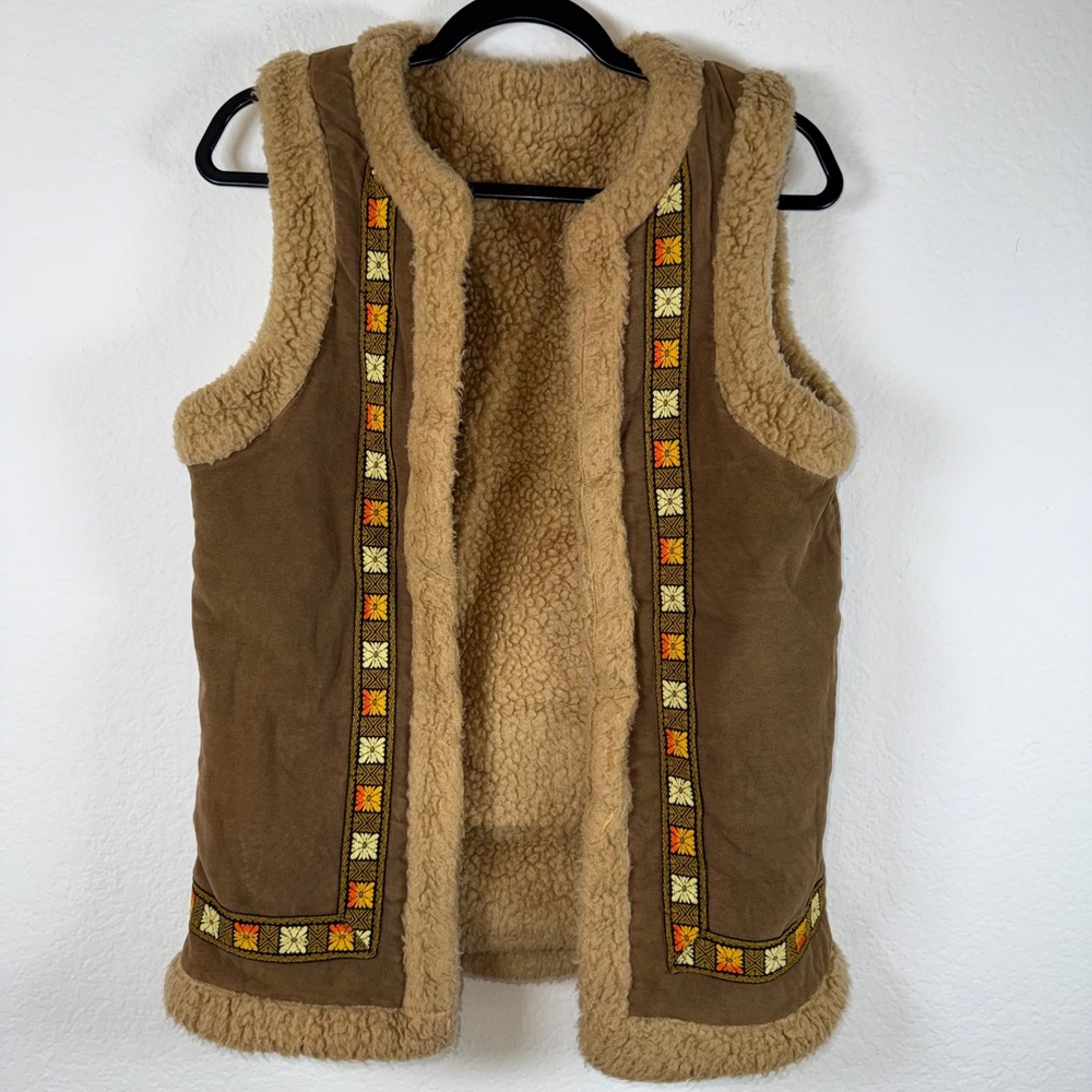 Vintage 70s Afghan Penny Lane Suede Shearling Embroidered Folk Vest Boho